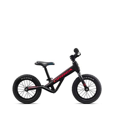 Aprendre a anar amb bicicleta