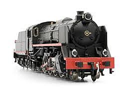 Esthenson inventa la Locomotora de vapor