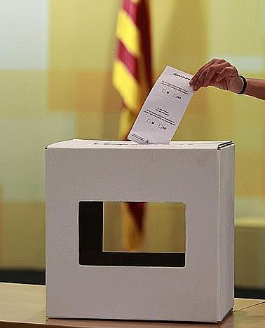 Primera consulta referent a l'independència