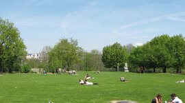 Timeline: Les Grand-Places en marches