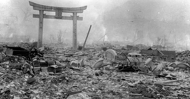 Atomic bomb dropped on Nagasaki