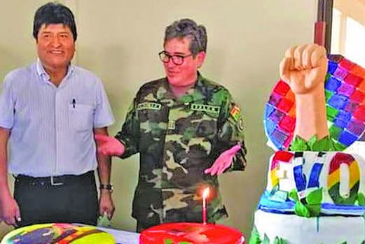 Echan a jefe antidroga, acusado de ser aliado de Evo y Quintana