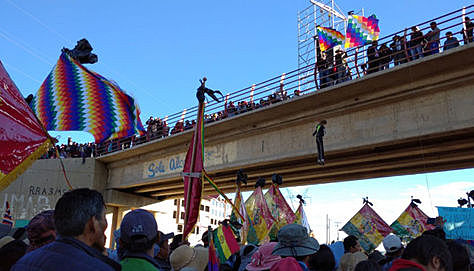Gobierno llama a diálogo a 14 distritos de El Alto; Fejuve acepta, pero con garantías