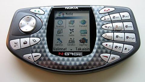 celular combinado con consola