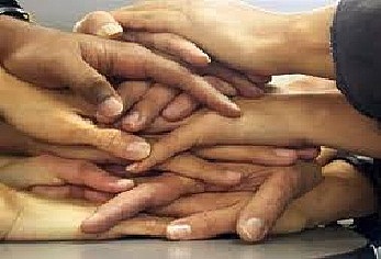 ELCOMUNITARISMO PERIODO  2000-2010