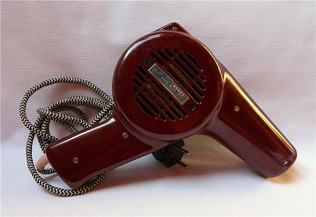 Портативный современный фен