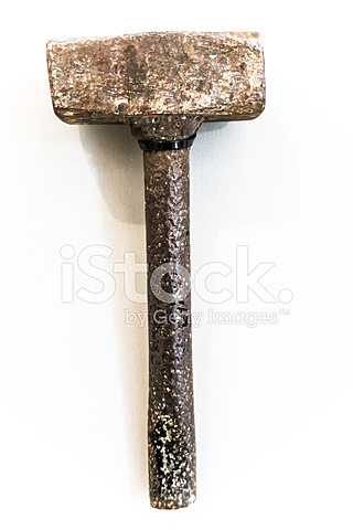 Металический молоток.