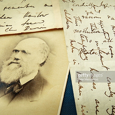 Timeline: CHARLES DARWIN