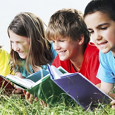 Timeline: ¡Tras los pasos de la infancia y la adolescencia!