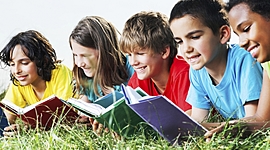 Timeline: ¡Tras los pasos de la infancia y la adolescencia!