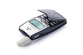 Primer mòvil amb bluetooth