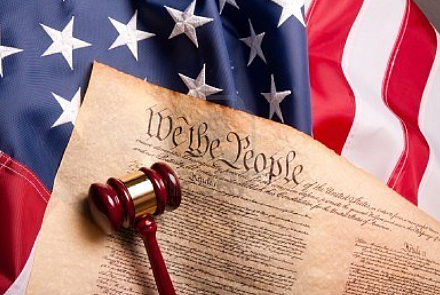 Primera constitución escrita