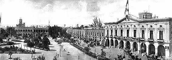 Matanza en la Plaza Principal de Mérida frente al Palacio de Gobierno.