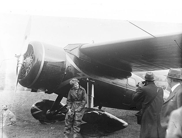 Amelia Earhart Flies Across the Atlantic