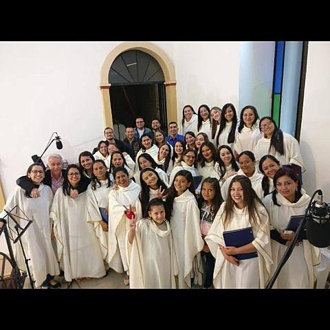 Coro navideño y religioso