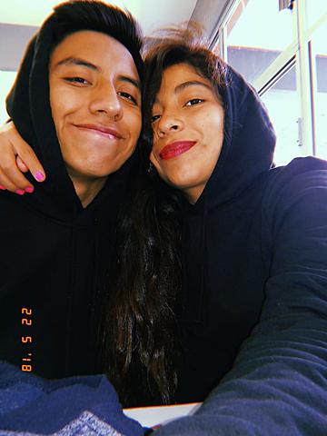 Inicio mi relación con mi novia.