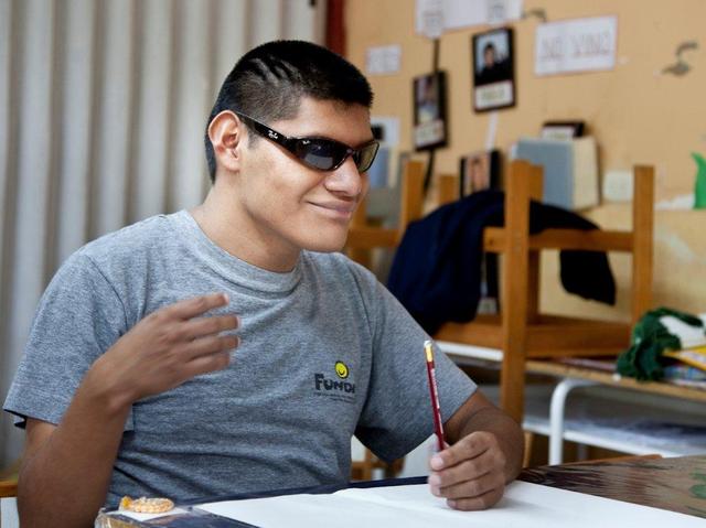 Esperanza para los sordociegos