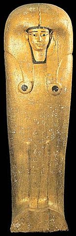 Arte Egipcio. Sarcófago de la Reina Ahhotep. Segundo Período Intermedio.