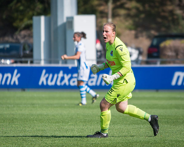 Mariasun Quiñones won the Algarve cup when she was 20