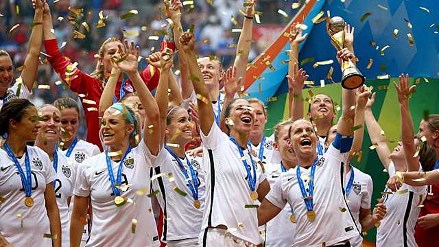 USA arrives in Japan and wins its third World Cup