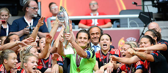 Altin Rrakli, coach of Albania, said The word football does not distinguish between men and women. Soccer is a game of 22 participants and a ball, and no matter whether they are men or women