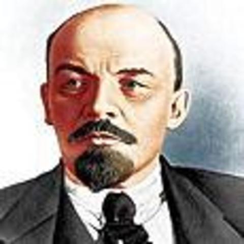 Lenin Dies/ USSR formed