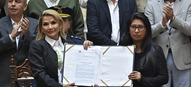 Gobierno promulga ley que convoca a nuevas elecciones