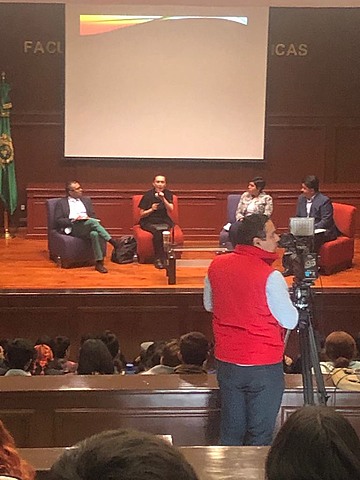 Conferencia de Karla Iberia Sanchéz