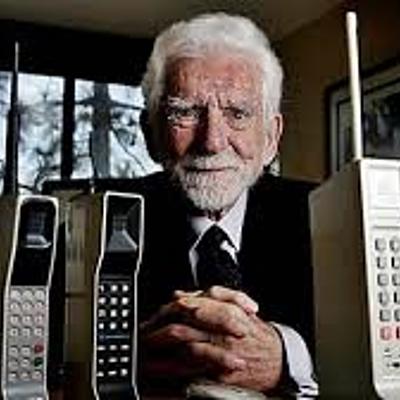 Timeline: TELÉFONO CELULAR