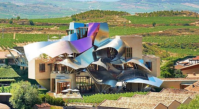 Frank Gerhy; Bodega Hotel Marques de Riscal.