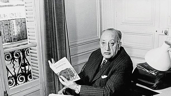 Comienza Carrera Diplomática