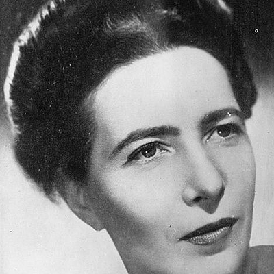 Timeline: Simone de beauvoir - Roberto and Balboa