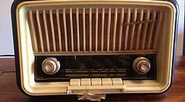 Timeline: LA RADIO ANTIGUA