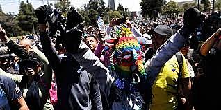 Levantamiento Indígena en contra de medidas económicas.