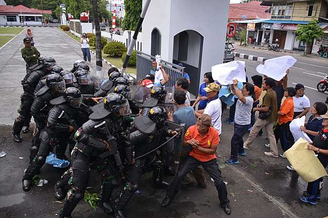 Cuarto Día presencia militar y policial