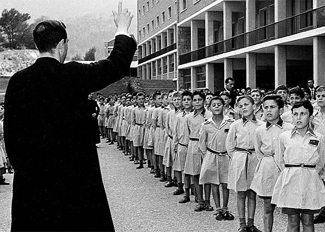 Educación de la colonia