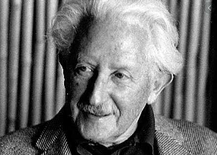 Erik Erikson (1902-1994)