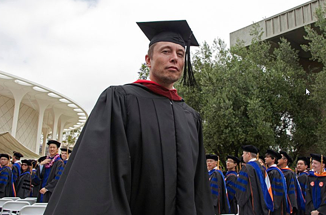 Graduo en Universidad de Pensilvania