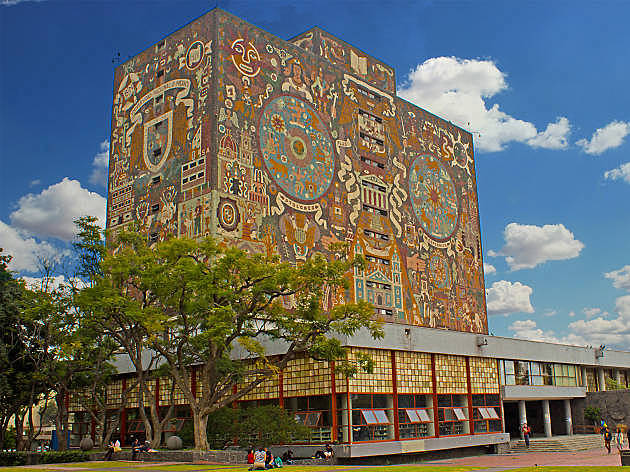 U.N.A.M.recibe a la Ciudad Universitaria.