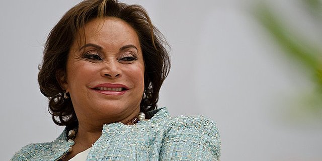 Elba Esther Gordillo entra al juego