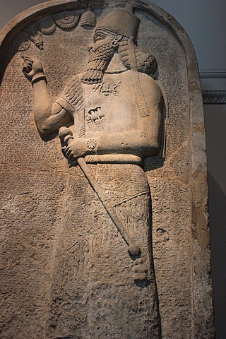 Arte Asirio. Estela de Assurnasipal.