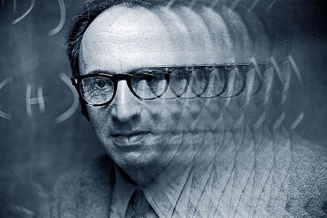 Introduction of Thomas Kuhn