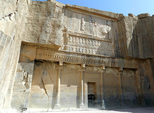 Arte Persa Aqueménida. Tumba de Artajerjes III. Persépolis.