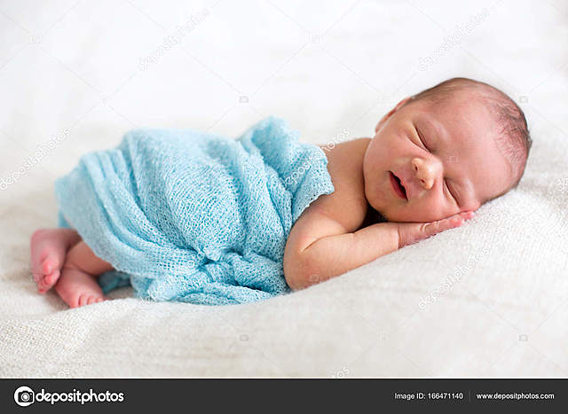 Nacimiento de su hermano Carlos