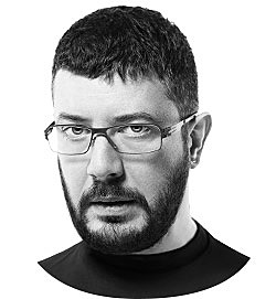 Открытие первой студии веб-дизайна (Студия Артемия Лебедева).