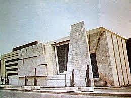 .- Edificio del ballet folklórico