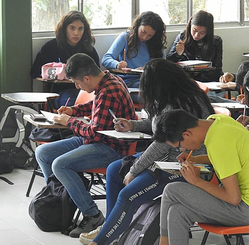 Inicio de exámenes finales.