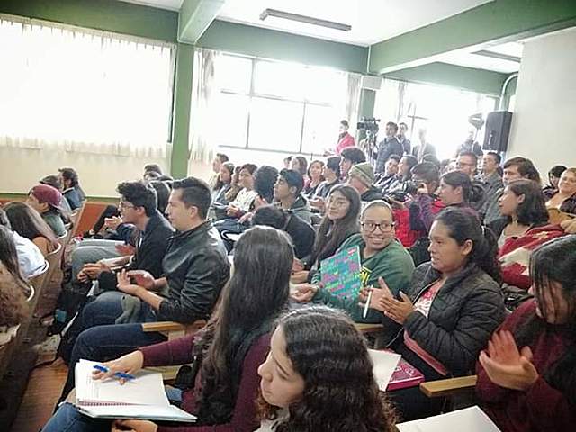 Conferencia del rector de la universidad