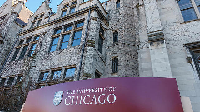 Universidad de Chicago.