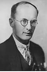 Bronisław Malinowski -  Los hechos se encuentran a disposición de una mente profana en un continuo espacio-tiempo